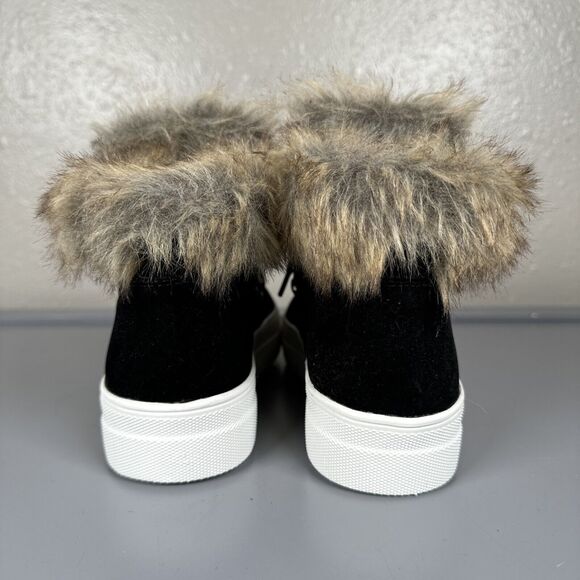 Soda Brand Women's Faux Fur Black Suede‎ Bootie Sneakers Women's Size 7 - Picture 2 of 11